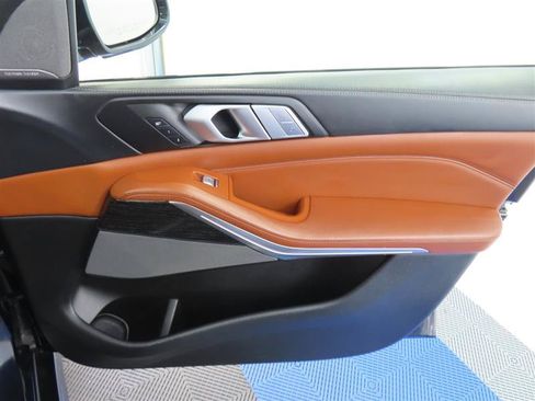 Used 2019 BMW X7 xDrive50i w/ M Sport Package AWD/4WD image 43