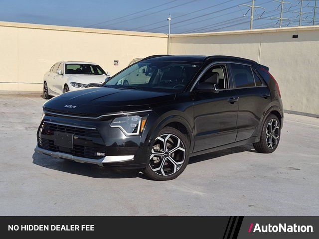 Used 2023 Kia Niro SX Touring FWD image 1