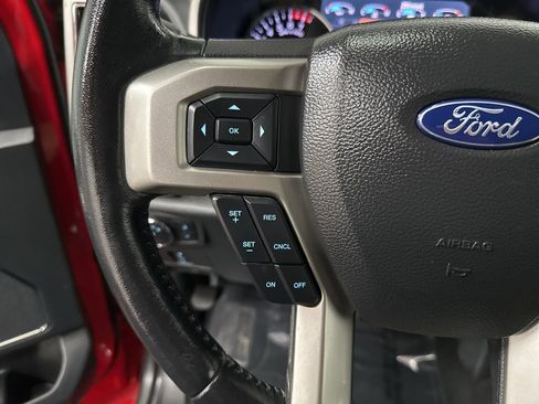 Used 2022 Ford F250 Lariat image 15