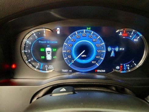 Used 2016 Cadillac Escalade Luxury AWD/4WD image 14