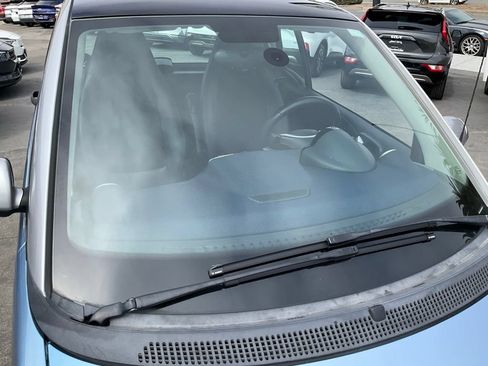 Used 2013 smart fortwo passion RWD image 45