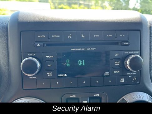 Certified 2017 Jeep Wrangler Sport AWD/4WD image 24