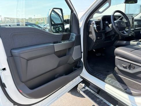 New 2026 Ford F350 Lariat w/ Lariat Premium Package AWD/4WD image 12
