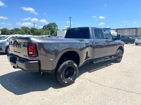 Used 2025 RAM 3500 Tradesman AWD/4WD image 5
