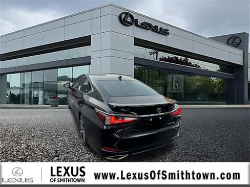 New 2025 Lexus ES 350 w/ Premium Package image 5