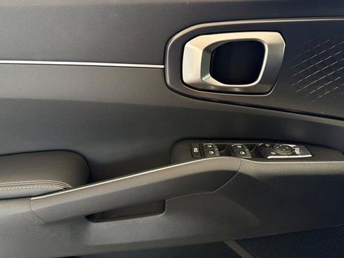 New 2026 Kia Sorento S FWD image 11
