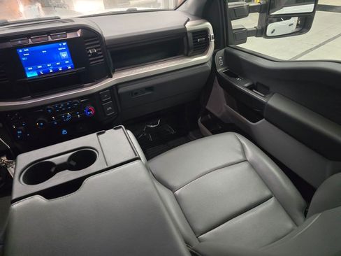 Used 2024 Ford F250 XL w/ XL Driver Assist Package AWD/4WD image 40