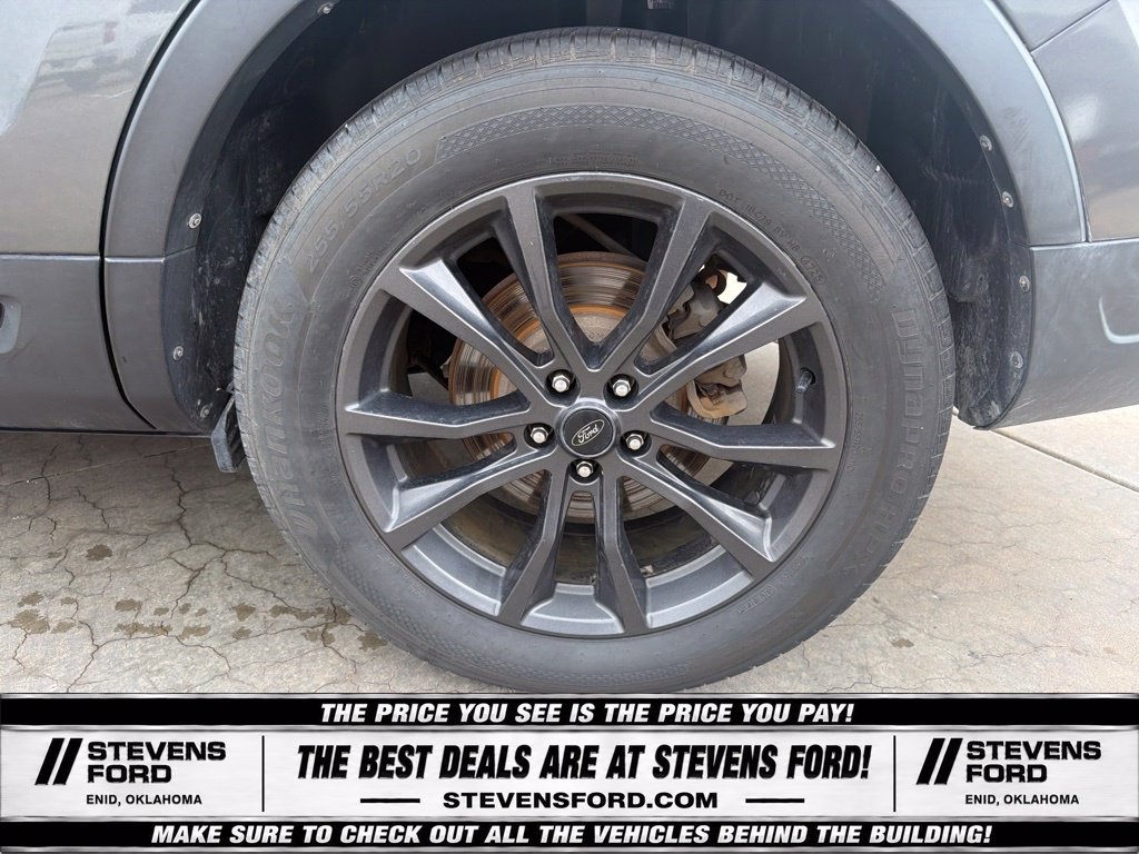 Used 2019 Ford Explorer XLT w/ Equipment Group 202A FWD image 17