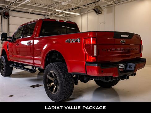 Used 2022 Ford F250 Lariat w/ Black Appearance Package AWD/4WD image 6