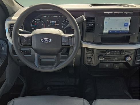 Used 2023 Ford F350 XL w/ FX4 Off-Road Package image 17