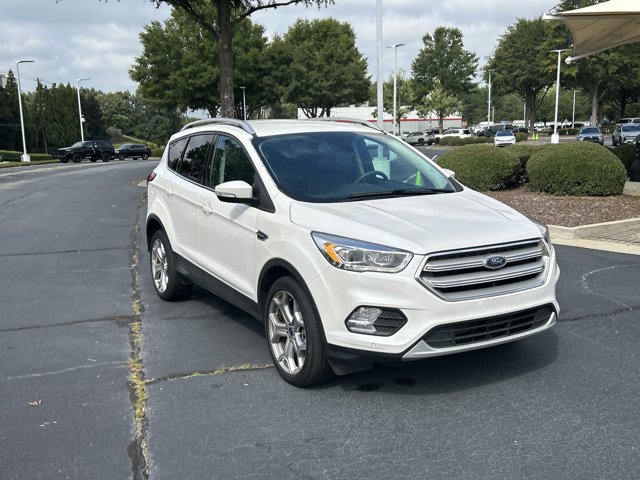 Used 2019 Ford Escape Titanium AWD/4WD image 3