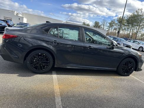 New 2026 Toyota Camry SE image 18