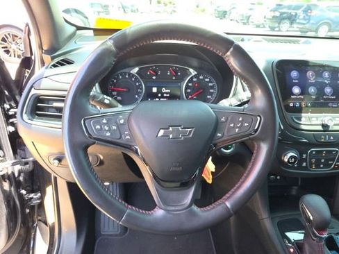 Used 2022 Chevrolet Equinox RS w/ RS Leather Package FWD image 16