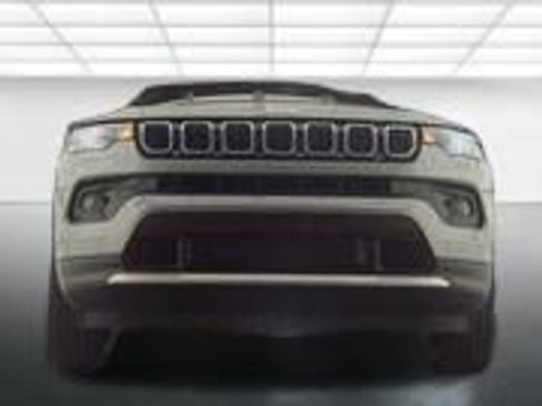 Used 2023 Jeep Compass Limited AWD/4WD image 8