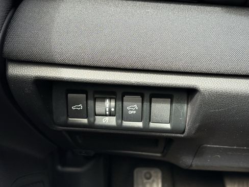 Used 2020 Subaru Outback Premium w/ Popular Package #1 image 17