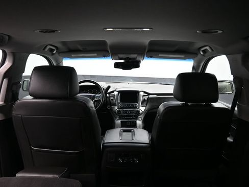 Used 2019 Chevrolet Tahoe LT w/ Luxury Package AWD/4WD image 38