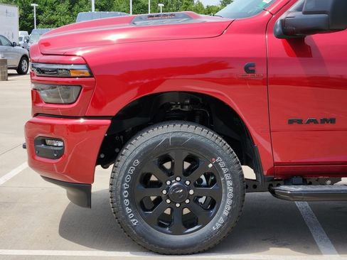 New 2026 RAM 2500 Laramie AWD/4WD image 5