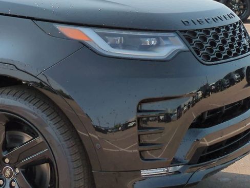 New 2025 Land Rover Discovery Dynamic SE image 10