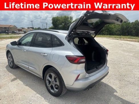 Used 2024 Ford Escape ST-Line image 4