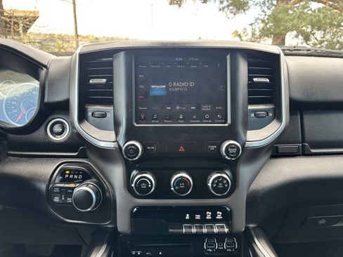 Used 2019 RAM 1500 Big Horn image 18