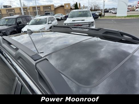 Used 2025 Subaru Outback Onyx Edition image 11