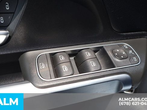 Used 2024 Mercedes-Benz GLB 250 image 13