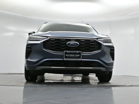 Certified 2023 Ford Escape ST-Line w/ Tech Pack #1 image 48