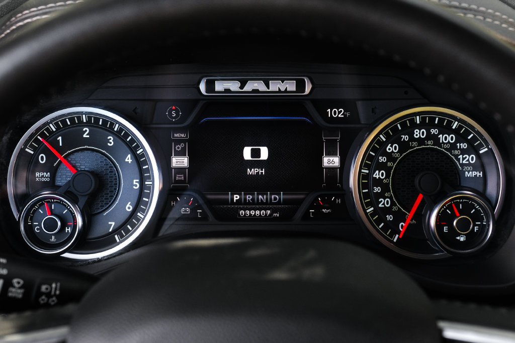 Used 2023 RAM 1500 Laramie AWD/4WD image 28