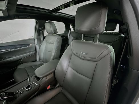 Used 2024 Cadillac XT5 Premium Luxury w/ Technology Package image 21