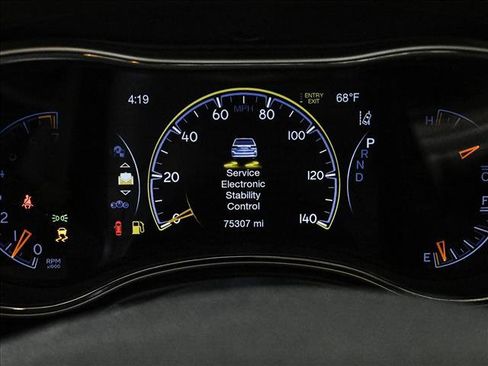 Used 2018 Jeep Grand Cherokee High Altitude AWD/4WD image 11