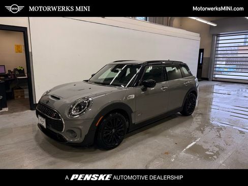 Certified 2023 MINI Cooper Clubman S image 1