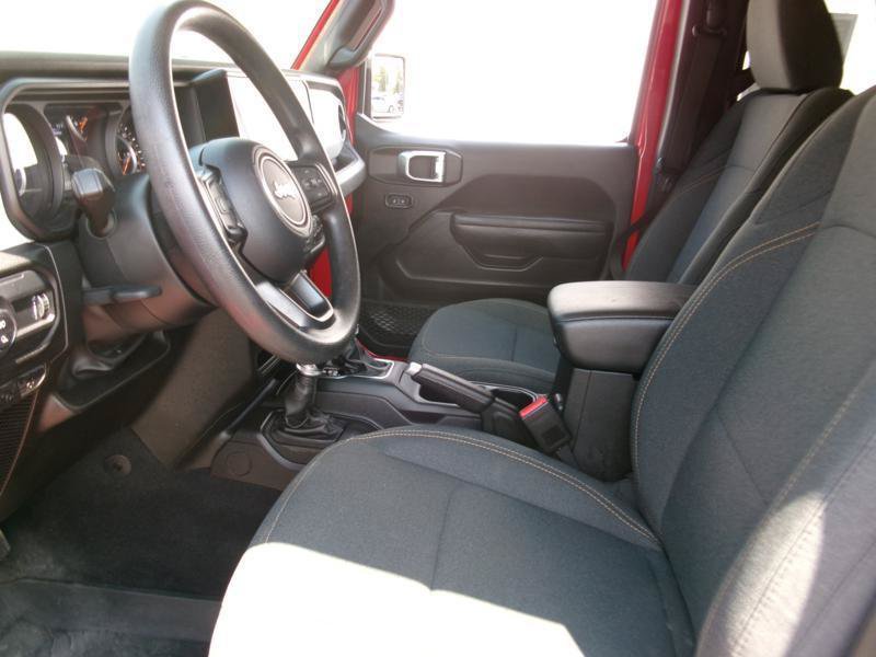 Used 2025 Jeep Gladiator Sport AWD/4WD image 14