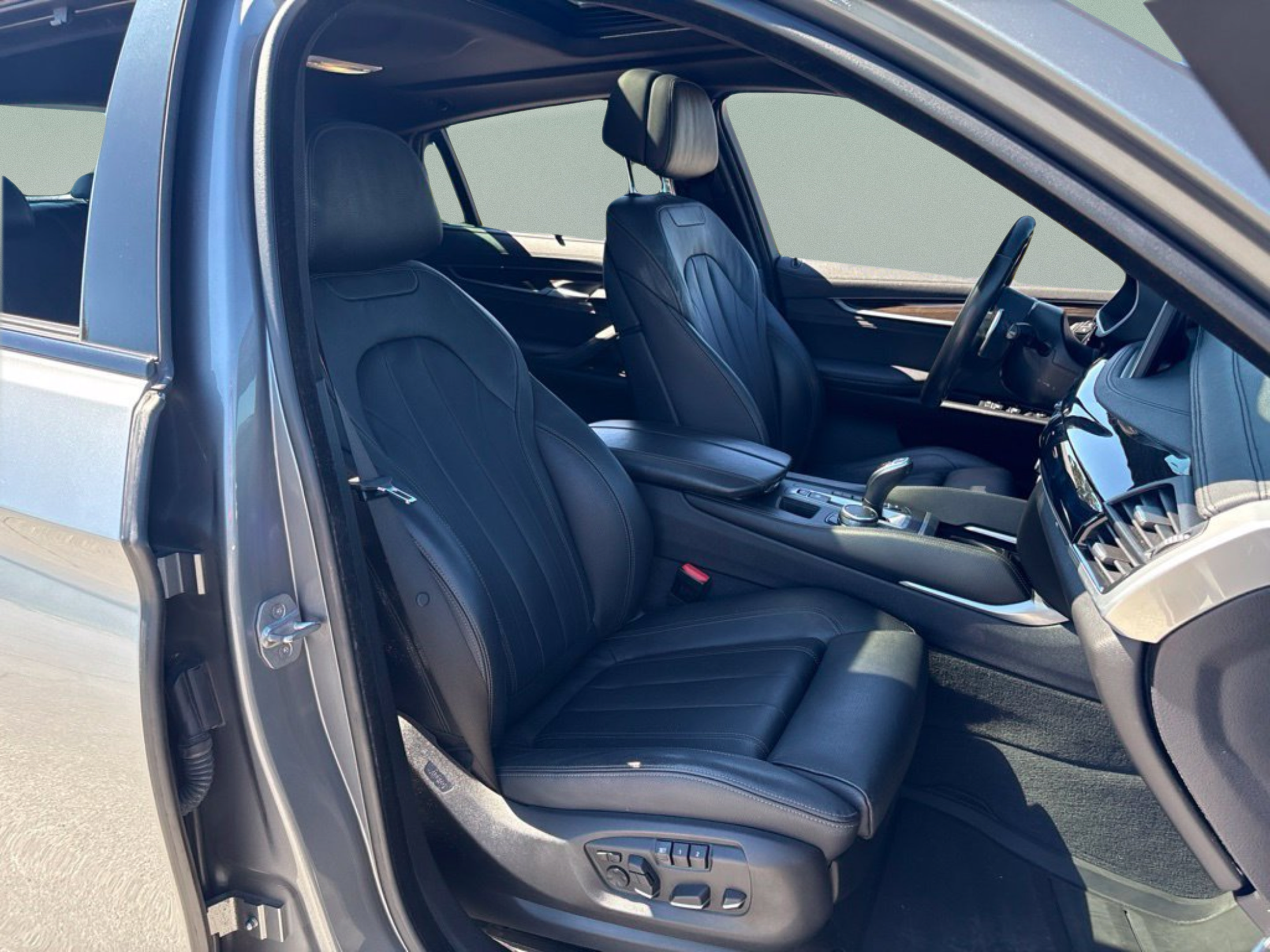 Used 2019 BMW X6 xDrive35i AWD/4WD image 22
