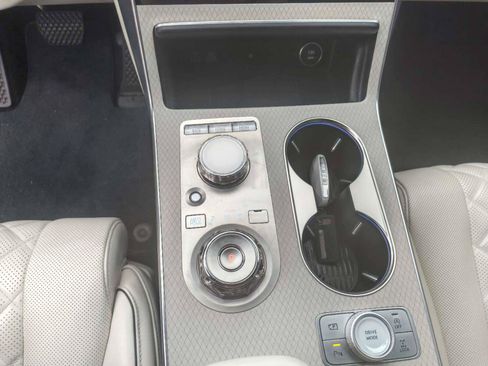 Used 2025 Genesis GV80 3.5T Prestige AWD/4WD image 10