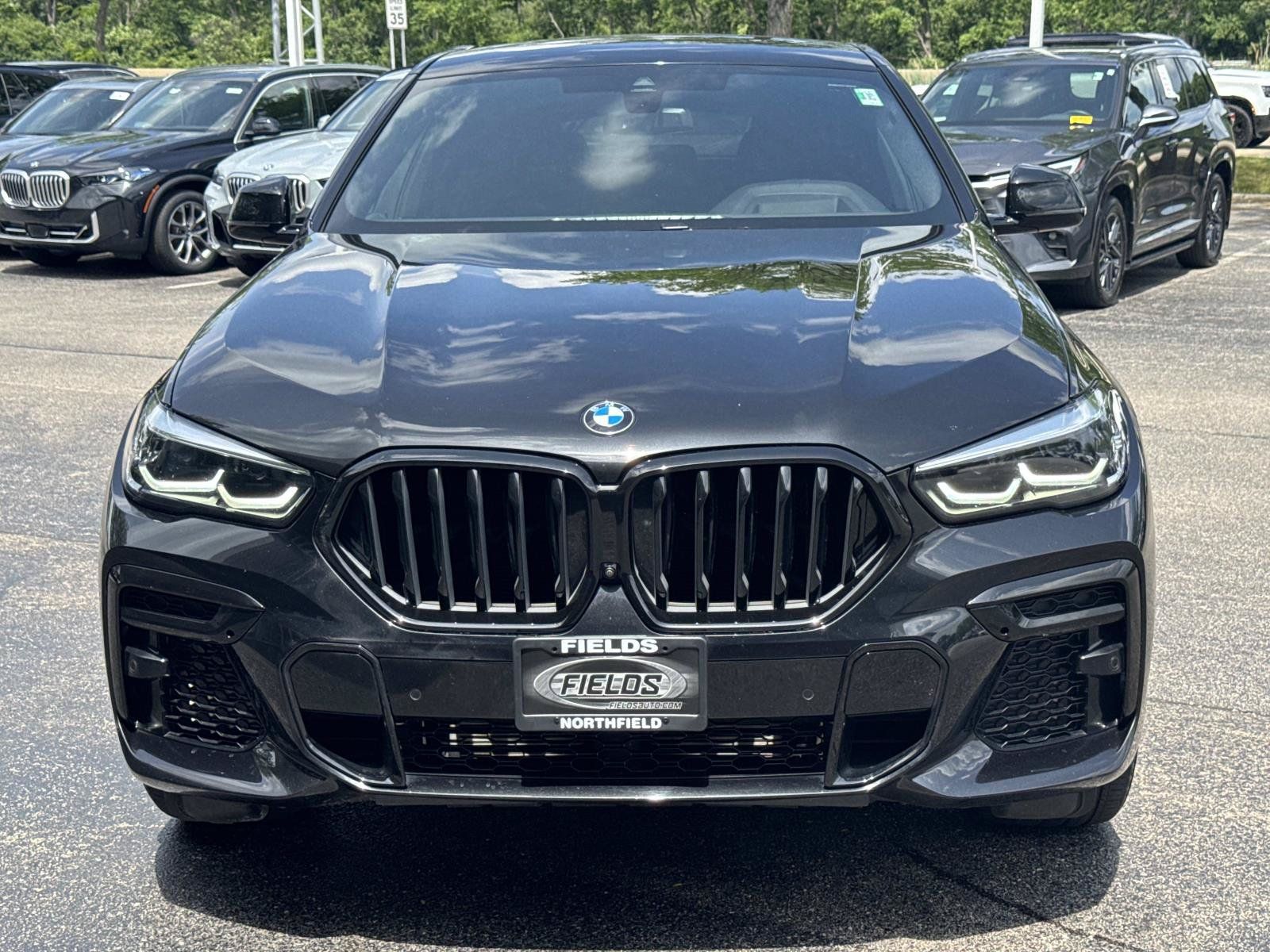 Used 2023 BMW X6 xDrive40i w/ M Sport Package AWD/4WD image 2
