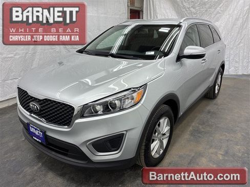 Used 2017 Kia Sorento AWD w/ LX Convenience Package image 1