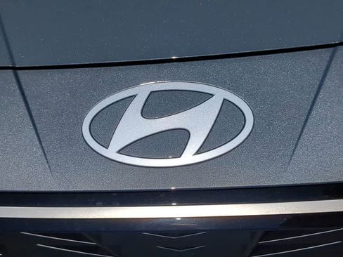 New 2026 Hyundai Elantra Limited image 12