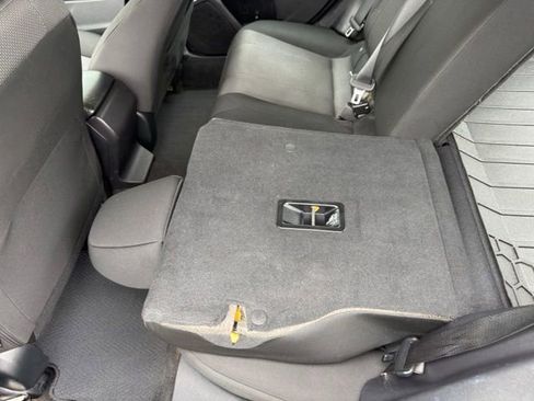Used 2018 Subaru Impreza 2.0i AWD/4WD image 18