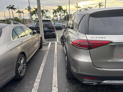 Used 2022 Mercedes-Benz GLE 350 image 10