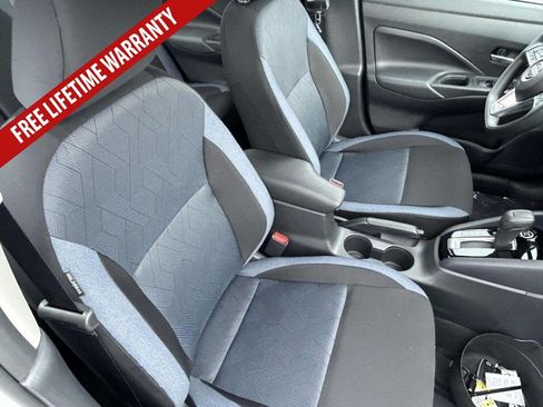 New 2025 Nissan Versa SV w/ Trunk Package FWD image 22