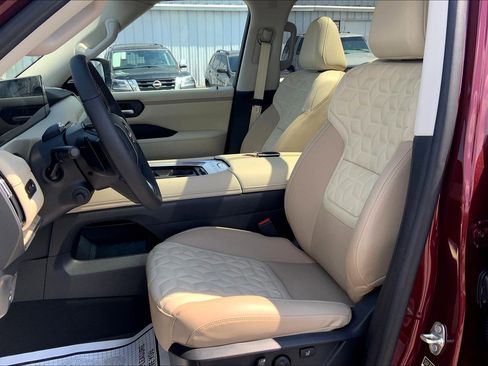 New 2025 Nissan Armada Platinum Reserve w/ Convenience Package image 10