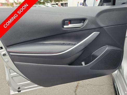 Used 2025 Toyota Corolla SE w/ SE Premium Package FWD image 21