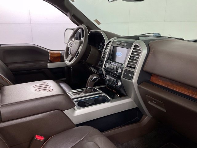 Used 2016 Ford F150 King Ranch w/ Equipment Group 601A Luxury AWD/4WD image 32