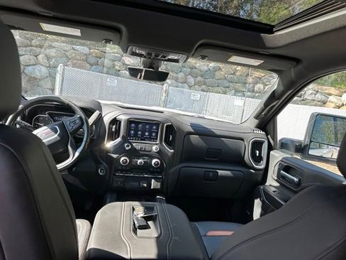 Used 2021 GMC Sierra 2500 AT4 w/ AT4 Premium Plus Package AWD/4WD image 24