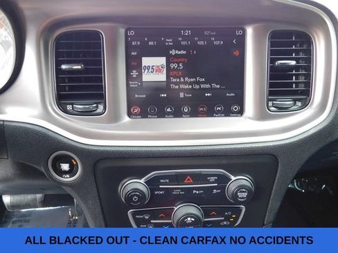 Used 2022 Dodge Charger SXT w/ Blacktop Package AWD/4WD image 15