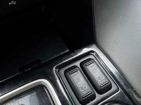 Used 2024 Mitsubishi Eclipse Cross LE AWD/4WD image 16