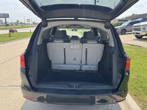 Used 2019 Honda Odyssey Elite image 9