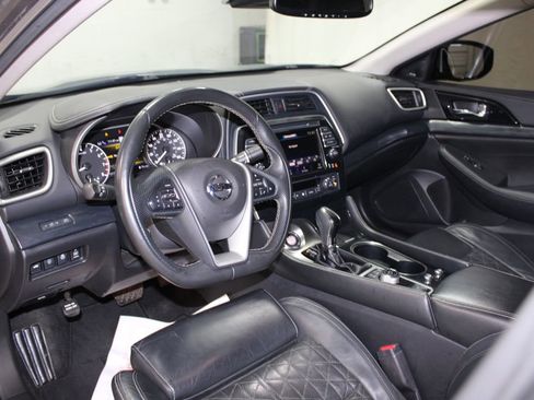 Used 2020 Nissan Maxima Platinum w/ Sport Mat Group FWD image 21