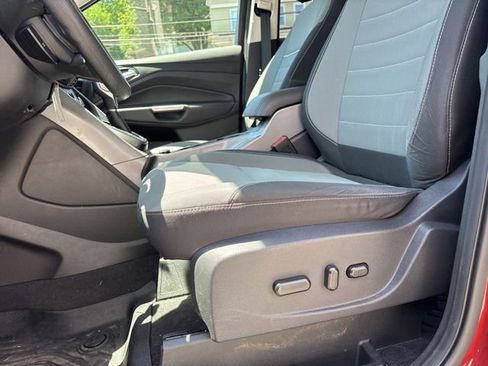 Used 2015 Ford Escape SE AWD/4WD image 15