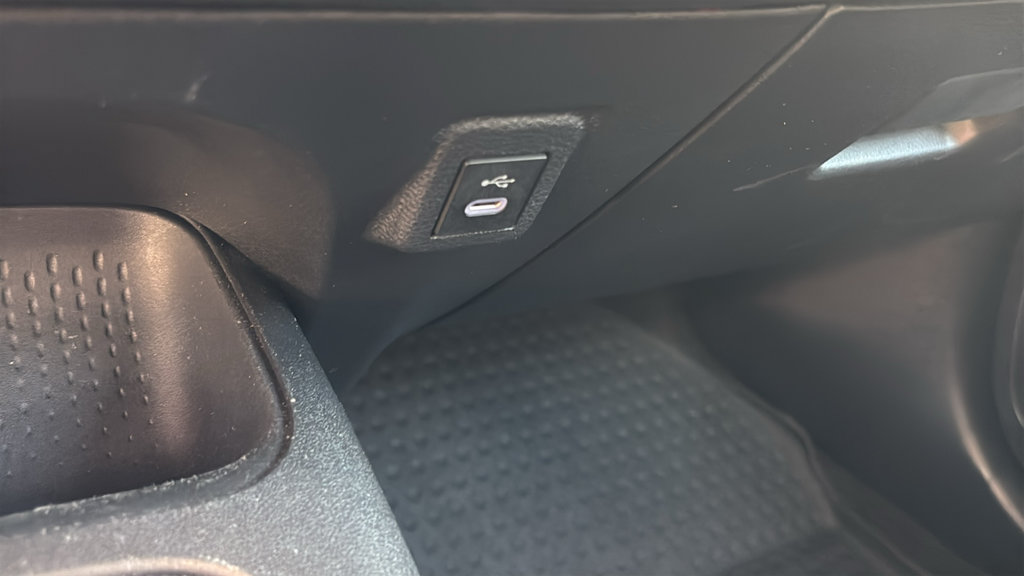 Used 2025 Toyota Corolla SE FWD image 21